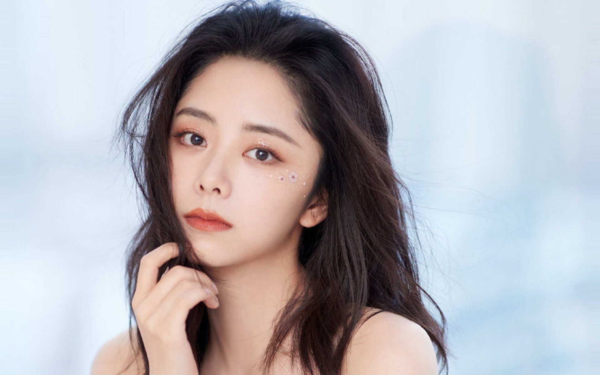 爱游戏数字体验-南特中场球员创造进球机会，球队获得胜利，南特对梅斯的比分预测